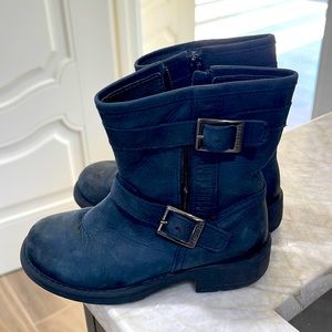 Bikkembergs boots size 26